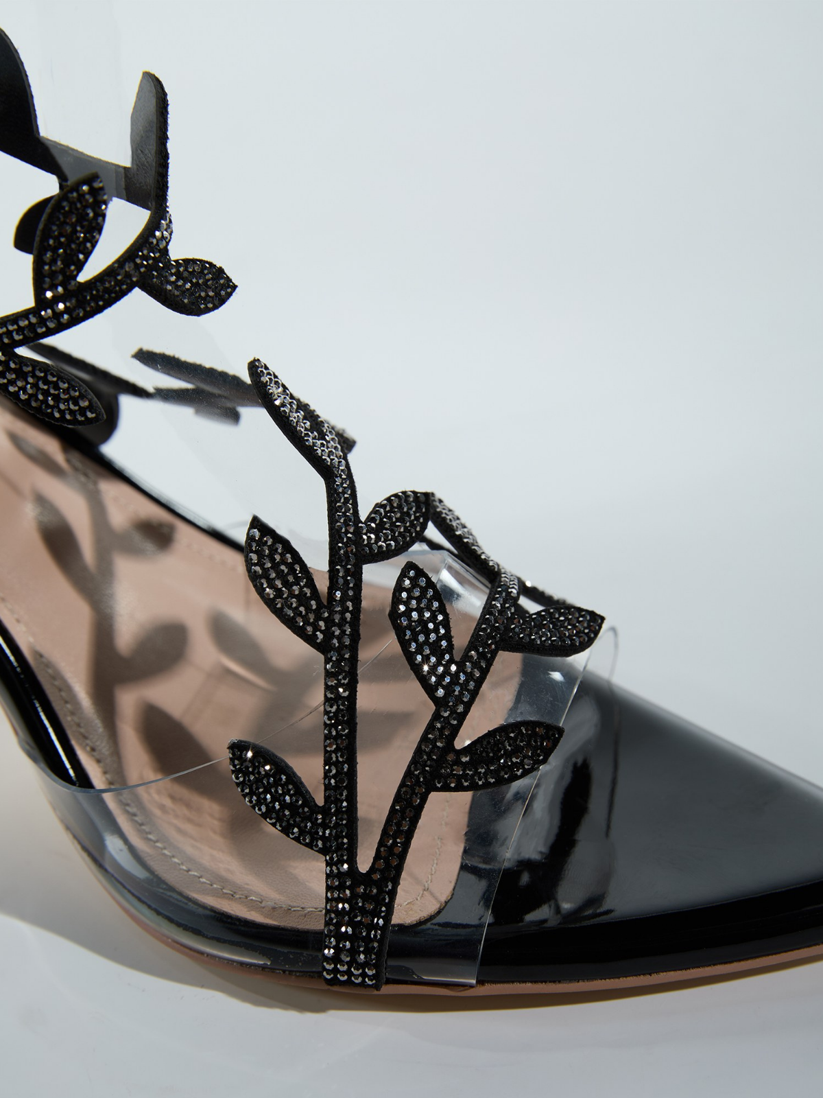 Lorana Leaf Rhinestone Sandals In Black